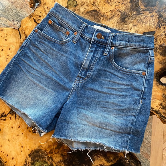 Madewell Pants - Madewell| 25| high rise short| Great Condition.